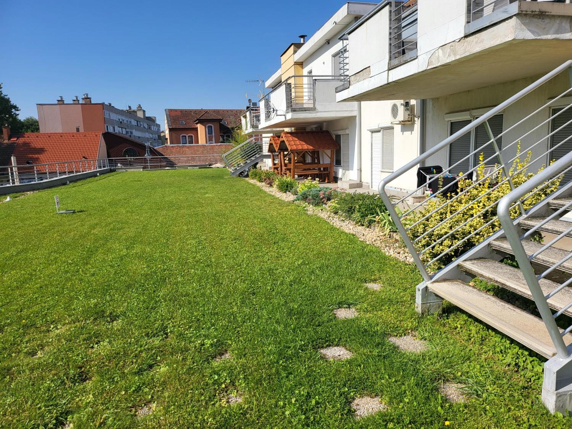 Jozsef Attila Apartment
