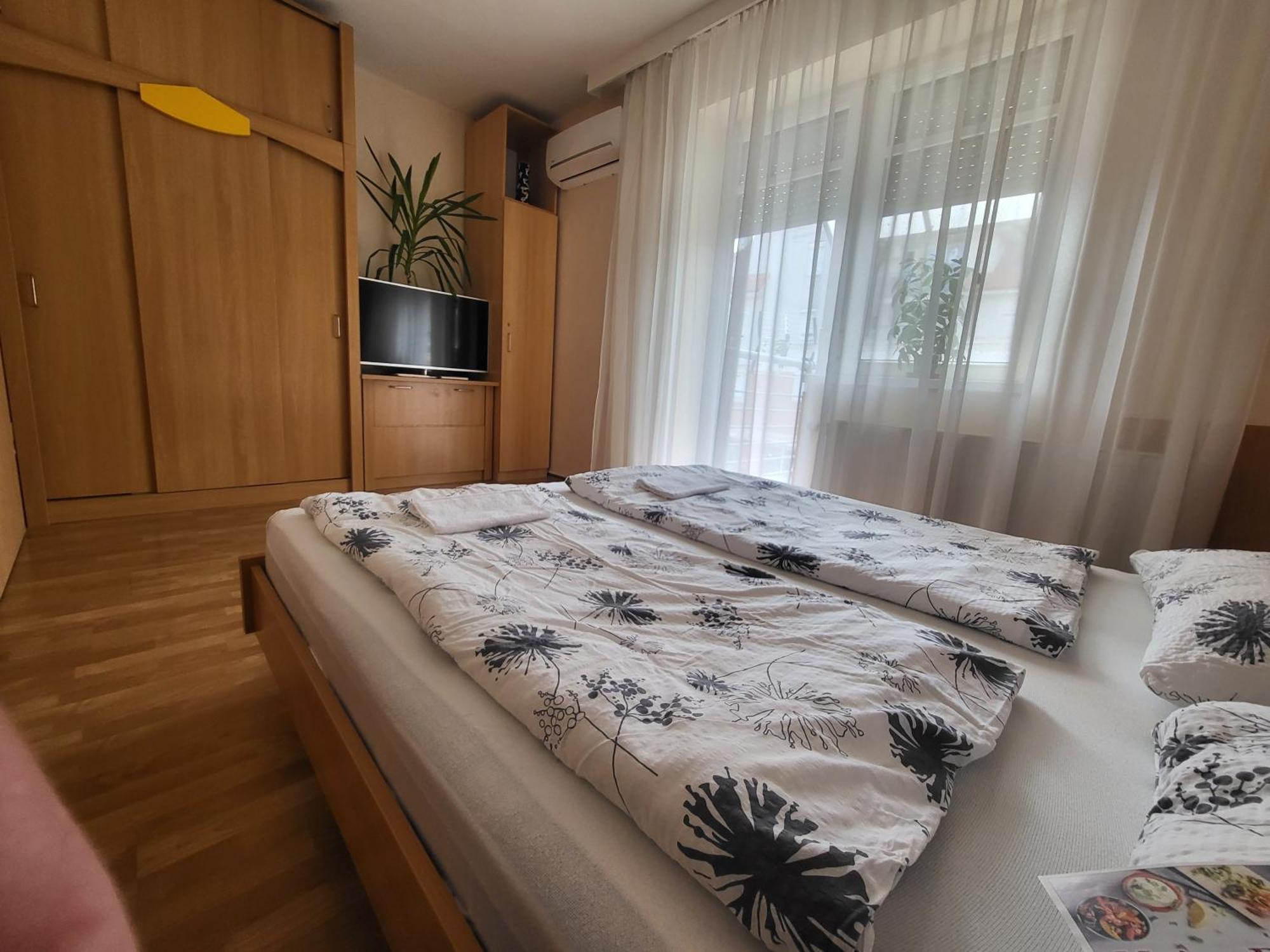 Jozsef Attila Apartment